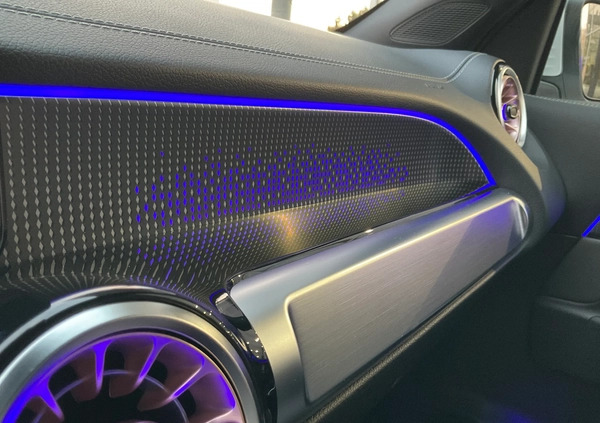 Mercedes-Benz EQB cena 285000 przebieg: 870, rok produkcji 2022 z Sieraków małe 277